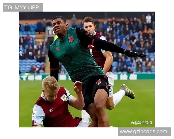 球星长短腿引发热议 盘点那些因特殊身形而成为传奇的足球明星 球星长短腿引发热议 盘点那些因特殊身形而成为传奇的足球明星